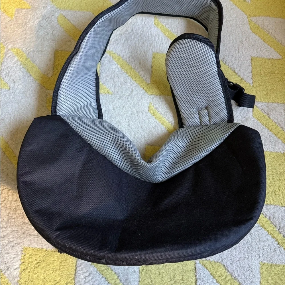 Crossbody-sling small dog carrier